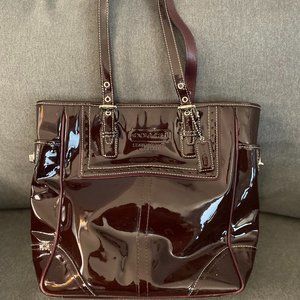 COACH Gallery F11519 Maroon Patent Leather Women Wingtip Tote